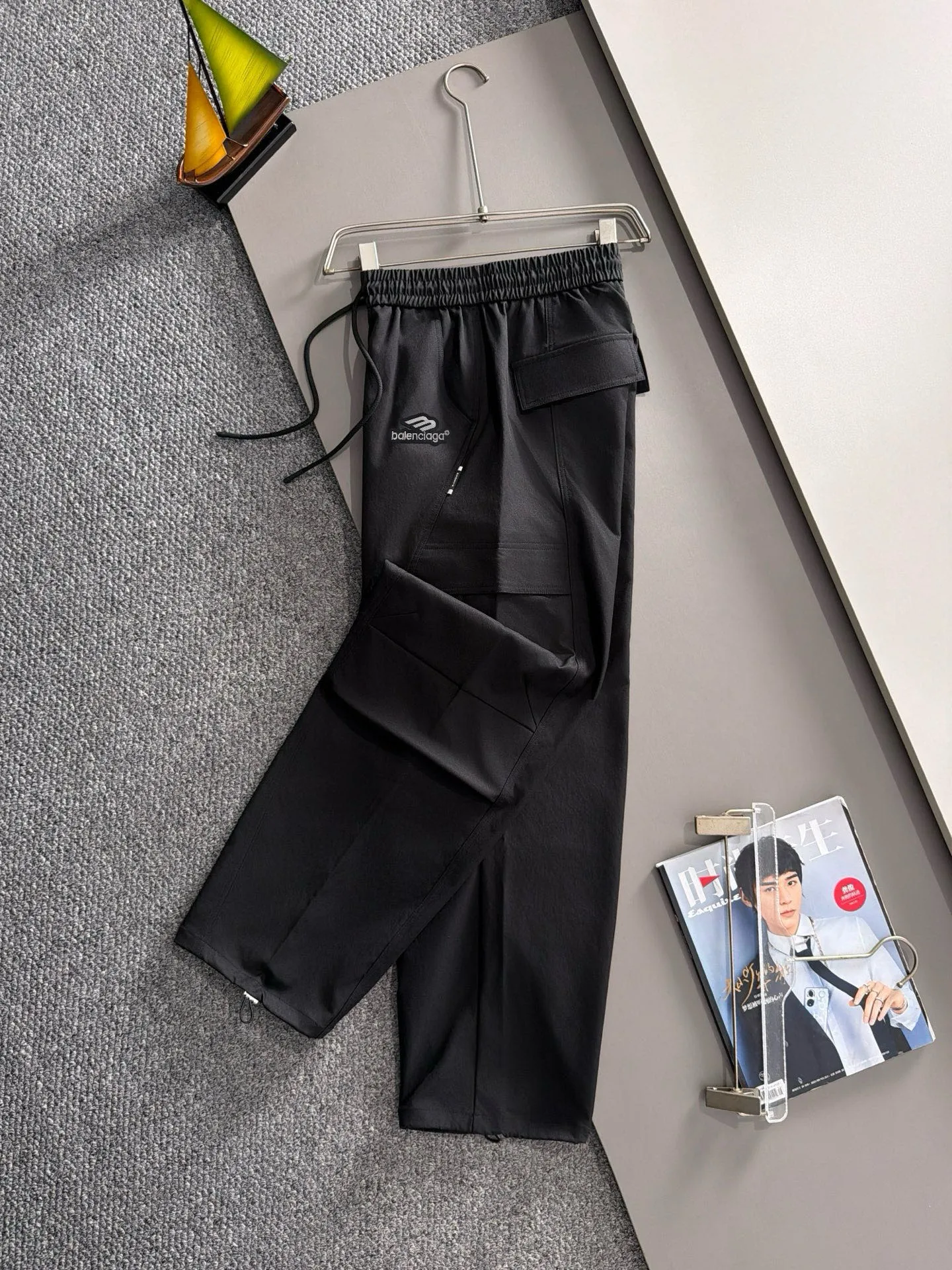 Paris 2026 spring summer New Arrival elastic casual pants, counter custom fabric Breathable high comfort, impeccable details, brand elements design concept, reflecting high quality. The hand feels delicate and soft! Casual cuts and awesome upper body! Sizes: M-4XL